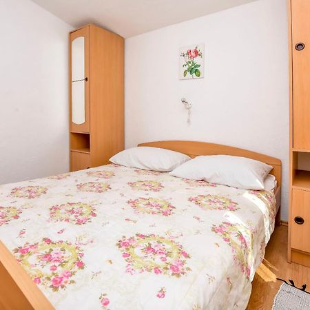Apartments Karleusa Rogoznica  Exterior photo